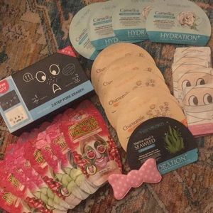 So many face masks!! Will throw in bonuses too!!